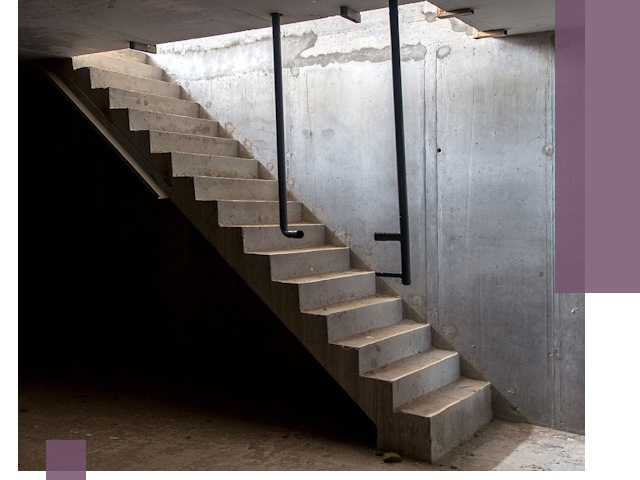 Изготовление и монтаж лестниц в подвале в Белогорске