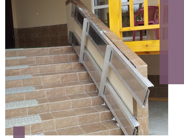 Откидные пандусы под ключ в Белогорске — монтаж и демонтаж