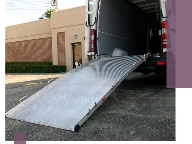 Мобильные пандусы в Белогорске — производство, монтаж и аренда