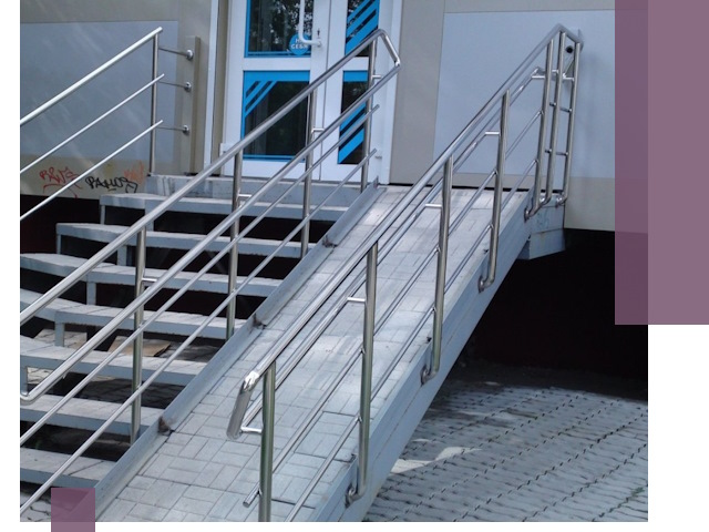 Пандус на крыльцо под ключ в Белогорске: монтаж и изготовление