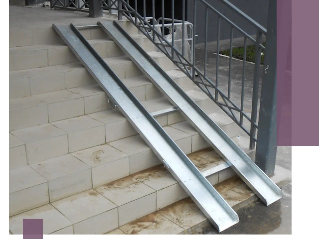 Пандусы для детских колясок в Белогорске: изготовление и монтаж