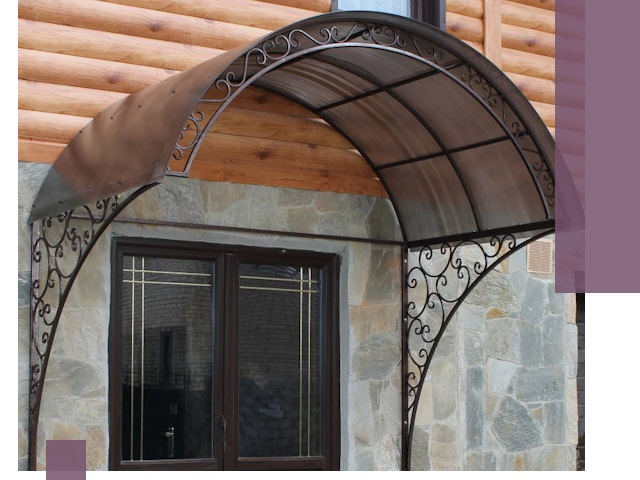 Арочные козырьки под ключ в Белогорске: изготовление и монтаж