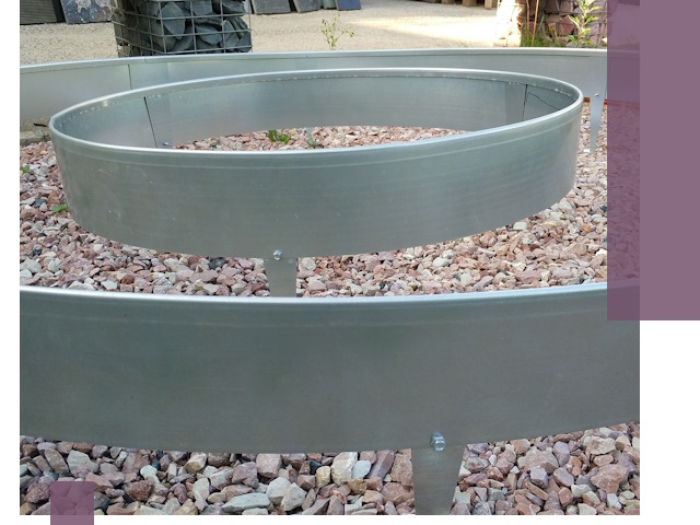 Нержавеющие бордюры под ключ в Белогорске — изготовление и монтаж