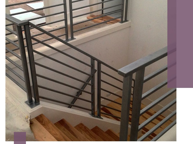 Изготовление поручней из металла и дерева в Белогорске