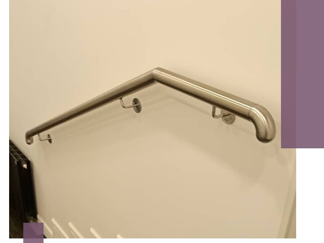 Изготовление пристенных поручней в Белогорске под ключ за сроки